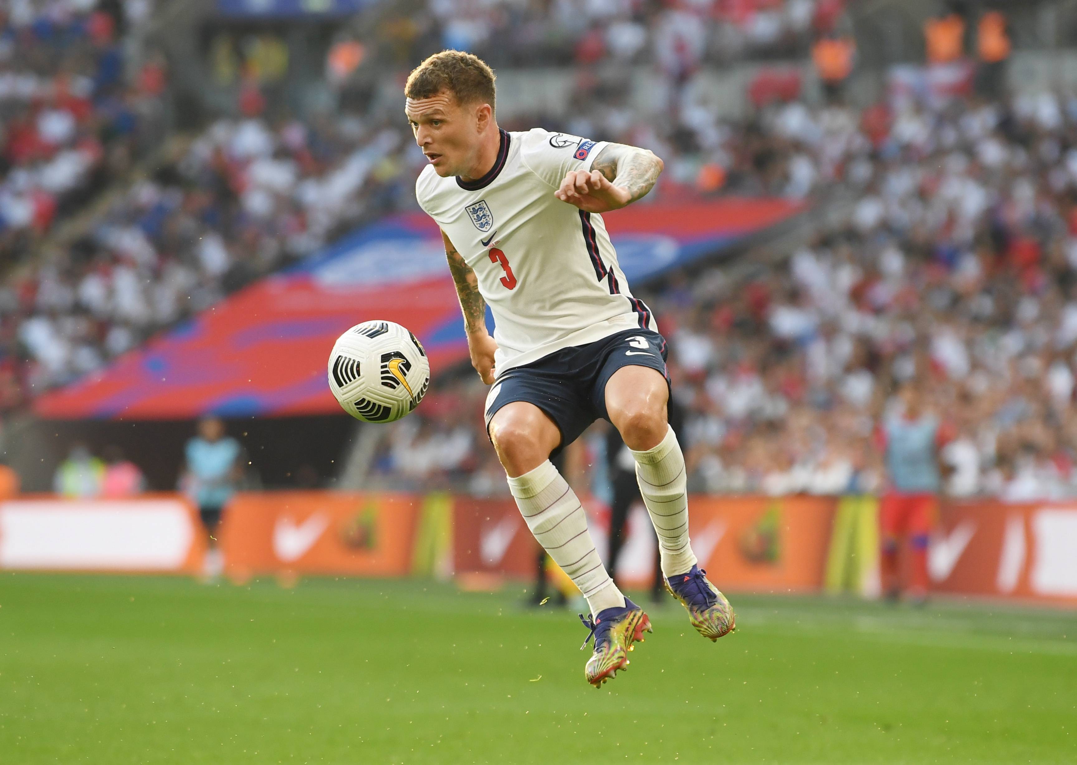 与排名第三 与排名第三