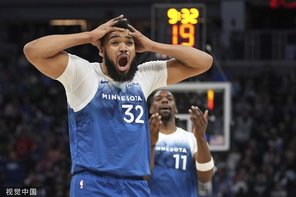 出生于一个 出生于一个